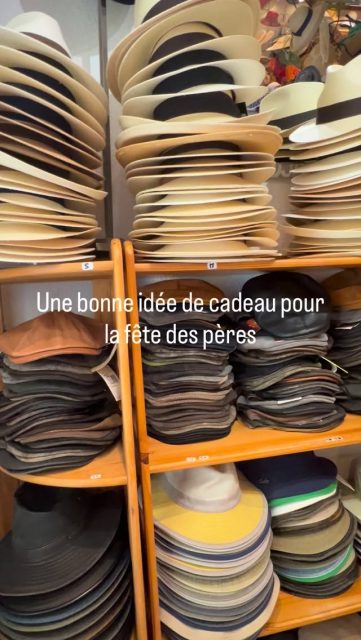 Pour la fête des pères, offrez un cadeau 🎁 utile, un chapeau, une casquette…🤠🧢.
Il sera bien protégé des rayons UV.
On a des modèles pour toutes ses passions : randonnées, jardinage, voyages, farniente 😁.
Et si vous hésitez, prenez un bon cadeau.
#pezenas #fetedespères #chapeaux #casquette #beziers