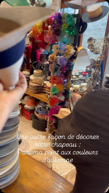 Un grand merci à mon amie Christine pour cette jolie décoration unique.
Ce soir dernière nocturne aux chapeaux de Galinette 🤠